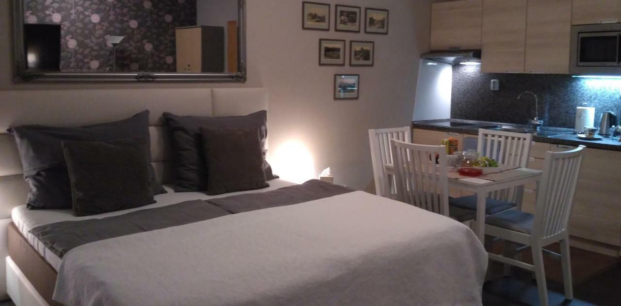 Harrachov Resident Apartments "Terrace & Chill" - High Speed Wifi, Smart Tv, Netflix, Disney Plus Exteriör bild