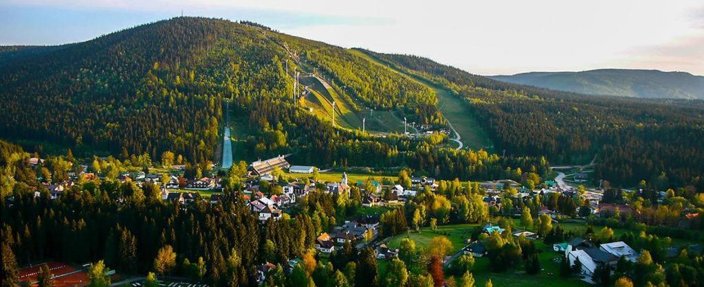 Harrachov Resident Apartments "Terrace & Chill" - High Speed Wifi, Smart Tv, Netflix, Disney Plus Exteriör bild